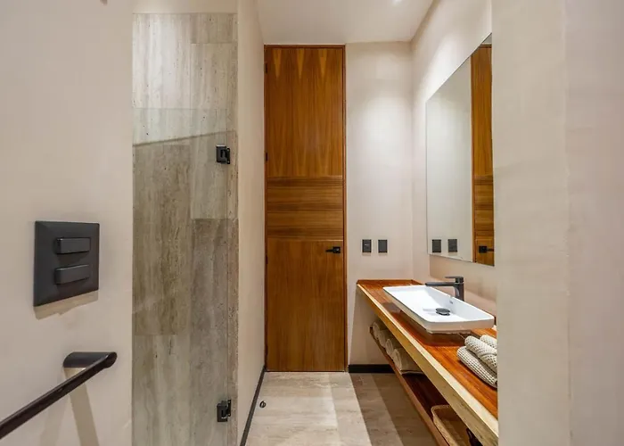 Two Level Penthouse W Rooftop Pool And Sunset Appartement *